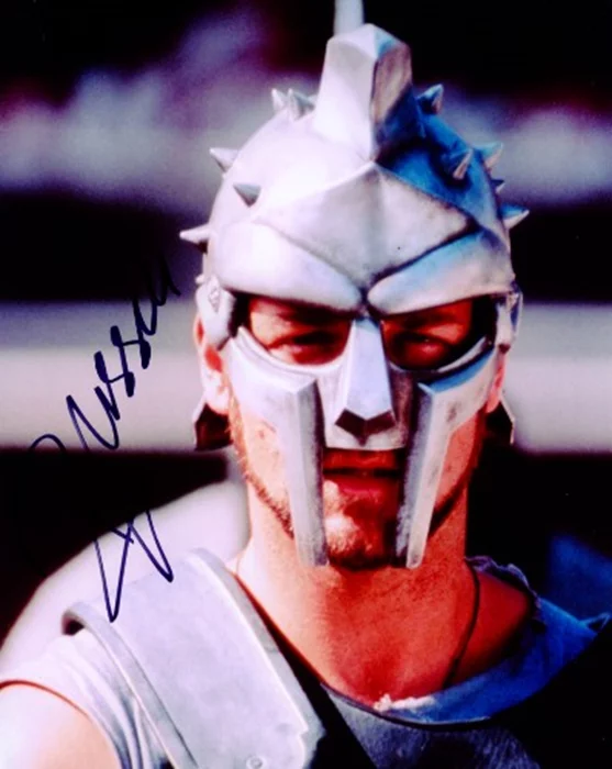 Russell Crowe autograph