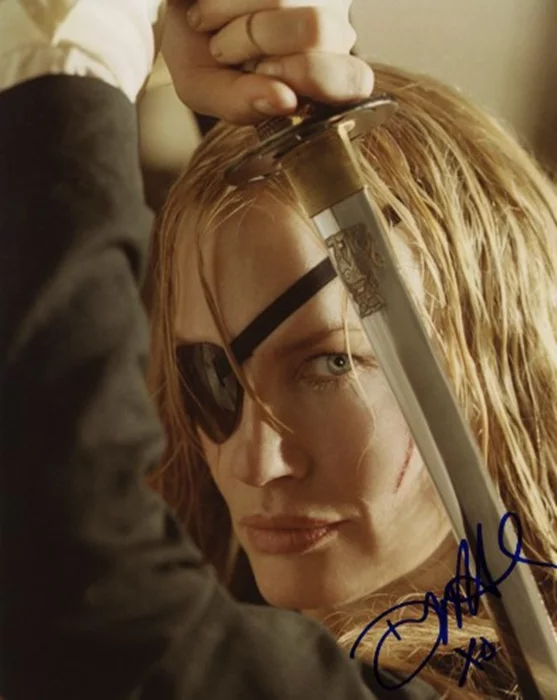 Daryl Hannah autograph