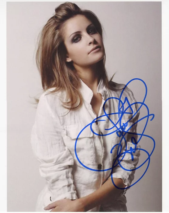 Tanith Belbin autograph