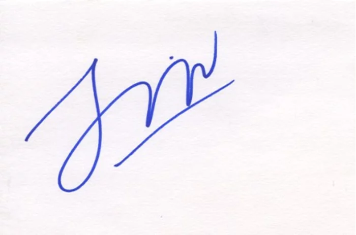 Lisa Ling autograph