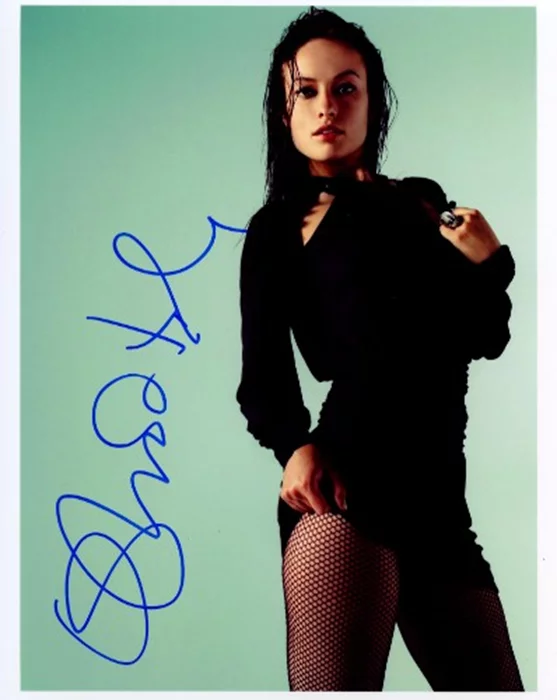Olivia Wilde autograph