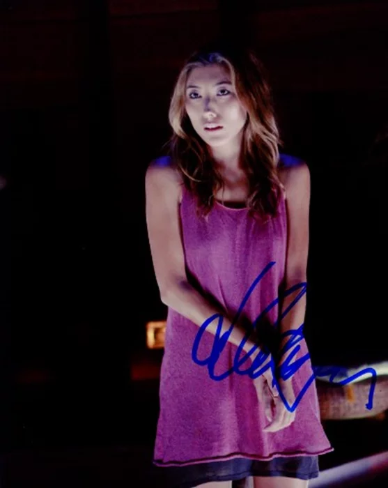 Dichen Lachman autograph