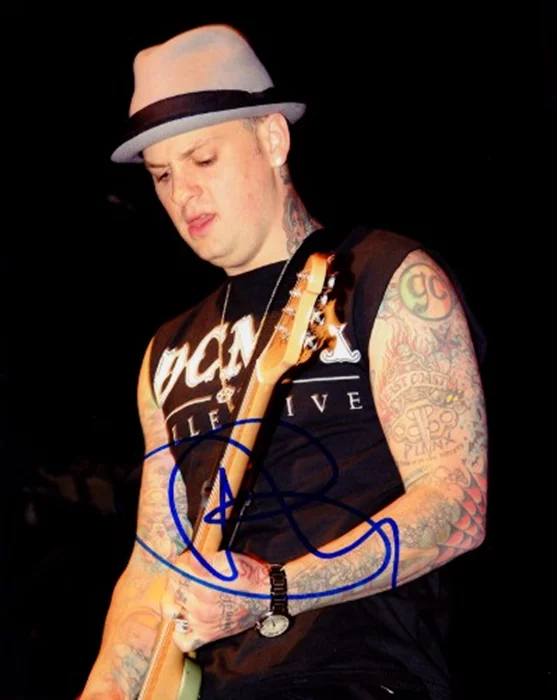 Benji Madden autograph