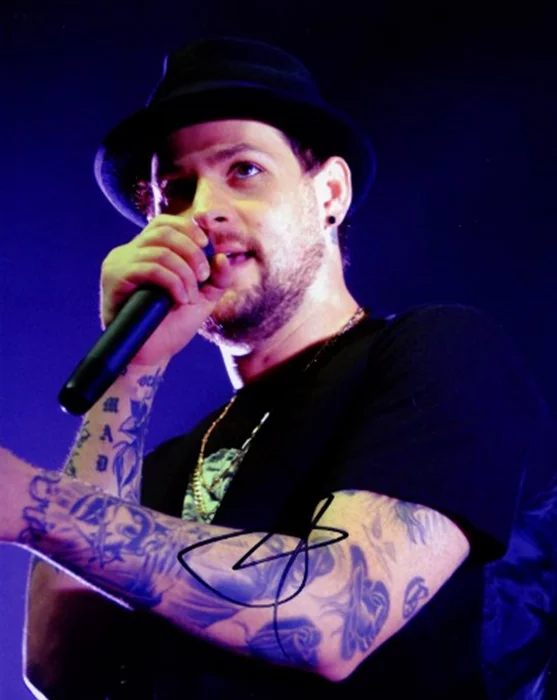 Joel Madden autograph
