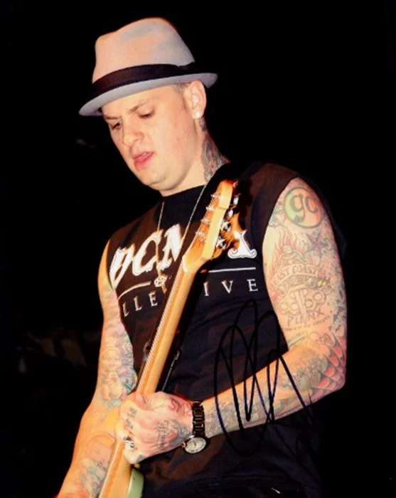 Benji Madden autograph
