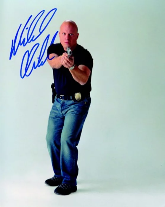Michael Chiklis autograph