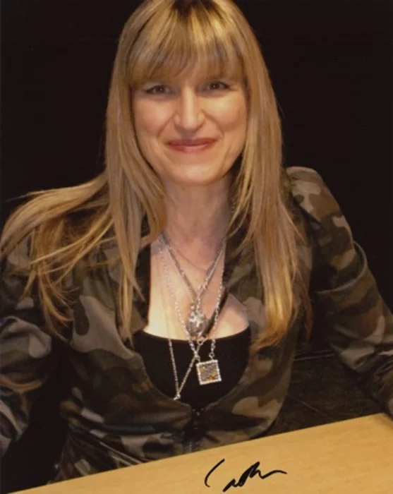 Catherine Hardwicke autograph