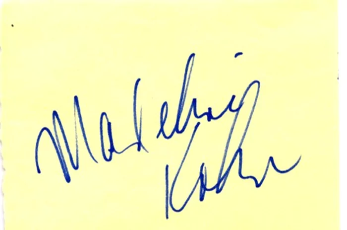 Madeline Kahn autograph