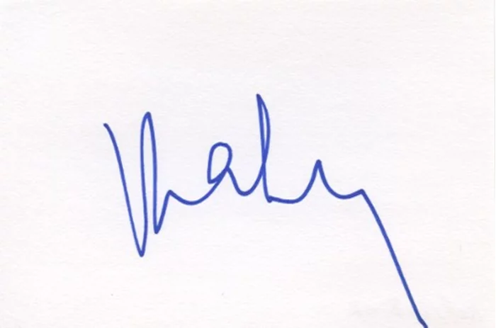 Kelly LeBrock autograph