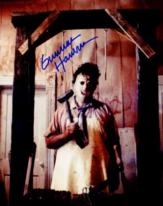 Gunnar Hansen autograph