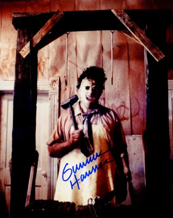 Gunnar Hansen autograph