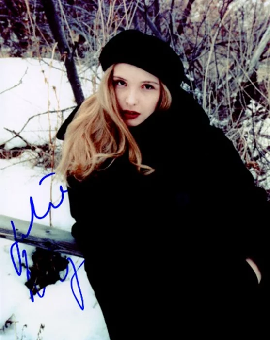 Julie Delpy autograph