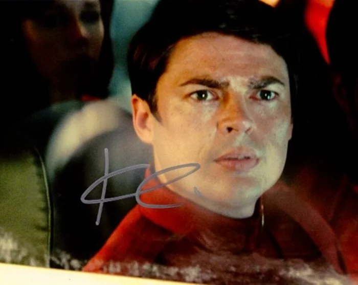 Karl Urban autograph