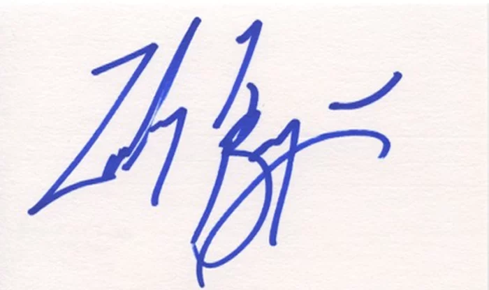 Zachary Ty Bryan autograph