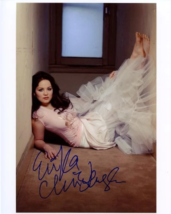 Erika Christensen autograph