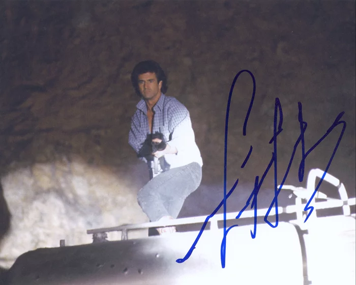 Mel Gibson autograph