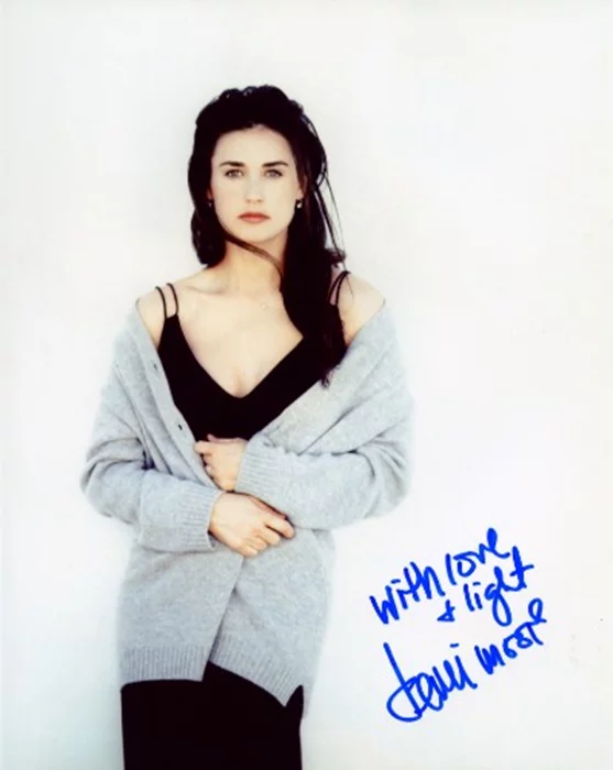 Demi Moore autograph
