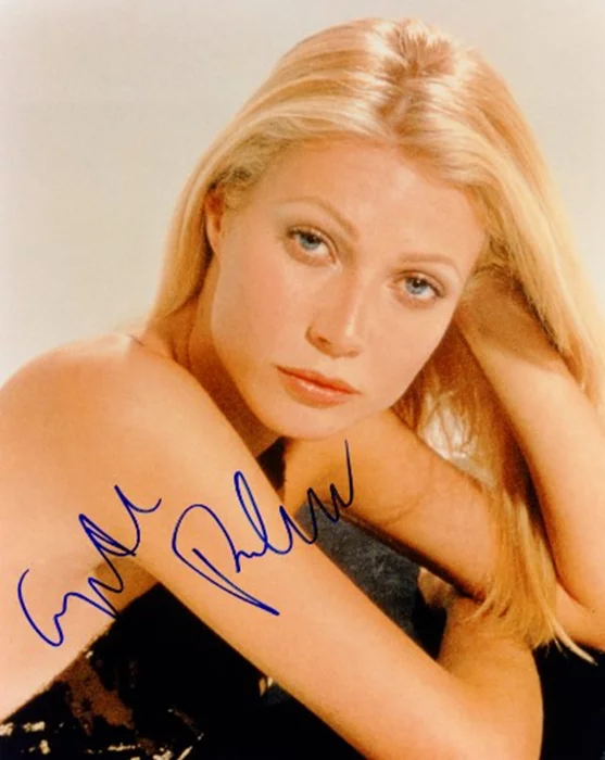 Gwyneth Paltrow autograph