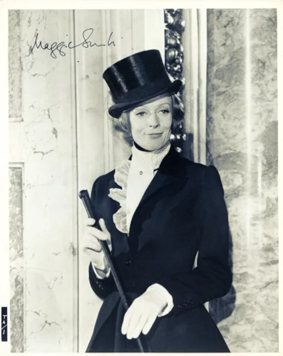 Maggie Smith autograph