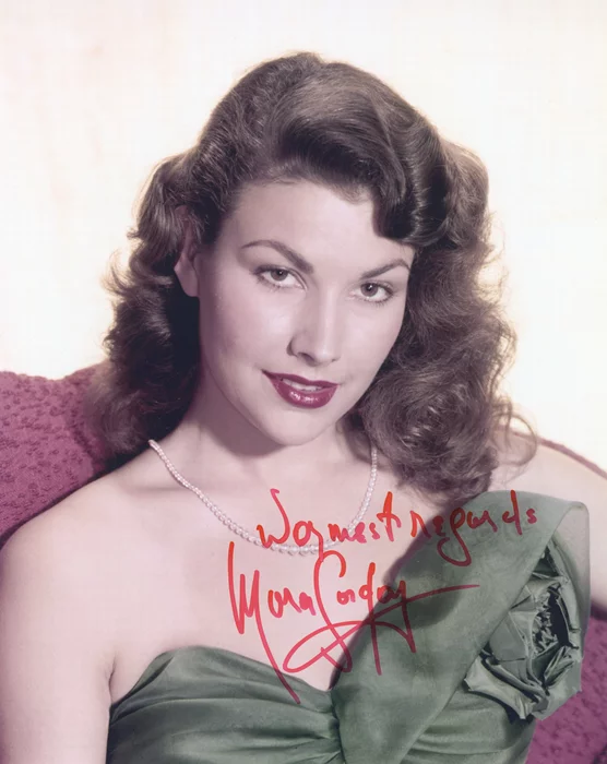 Mara Corday autograph