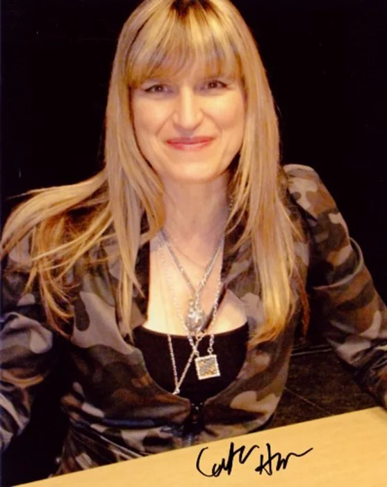 Catherine Hardwicke autograph