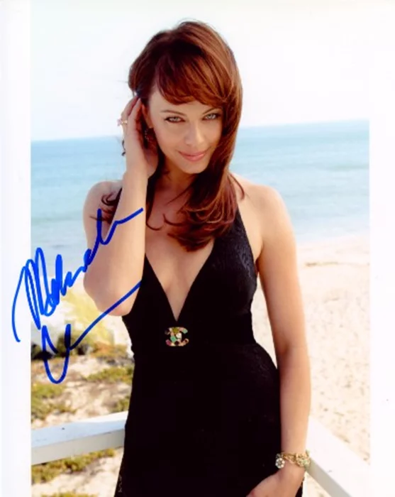 Melinda Clarke autograph