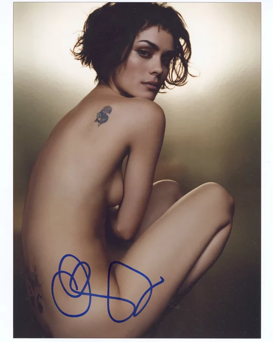 Shannyn Sossamon autograph