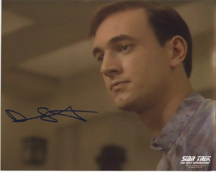 Daniel Stewart autograph