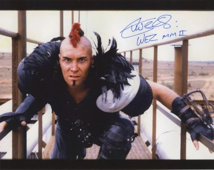 Vernon Wells autograph