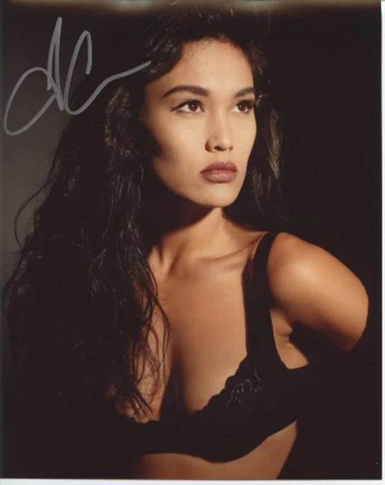Tia Carrere autograph