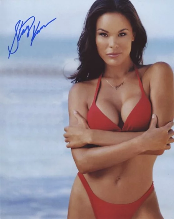 Stacy Kamano autograph