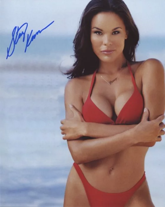 Stacy Kamano autograph