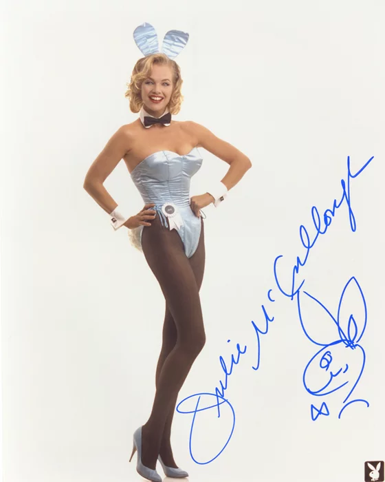 Julie McCullough autograph