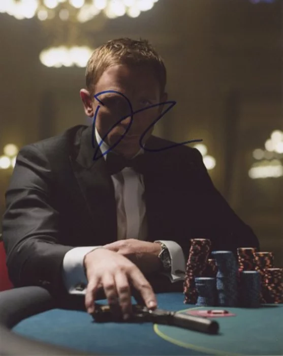 Daniel Craig autograph