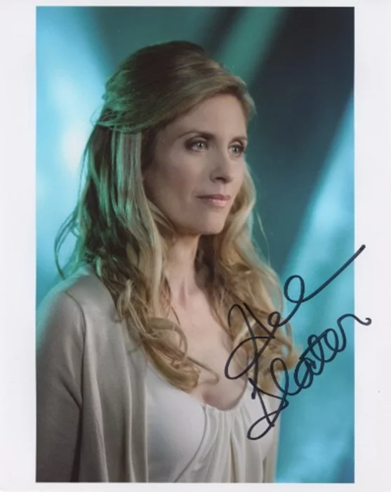 Helen Slater autograph