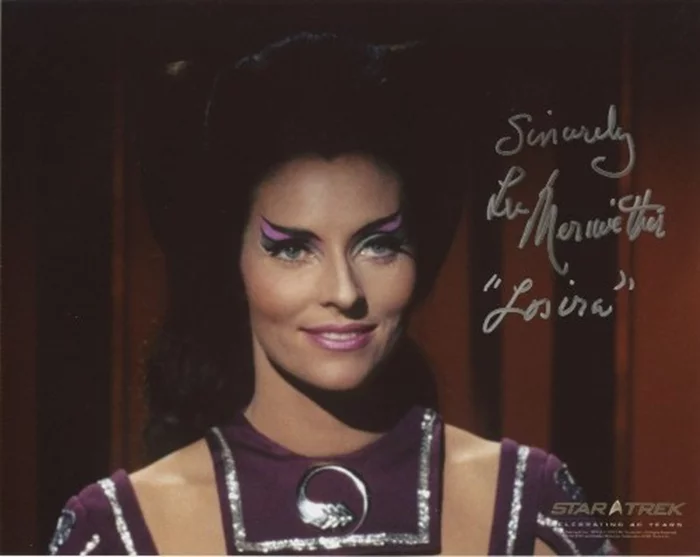 Lee Meriwether autograph