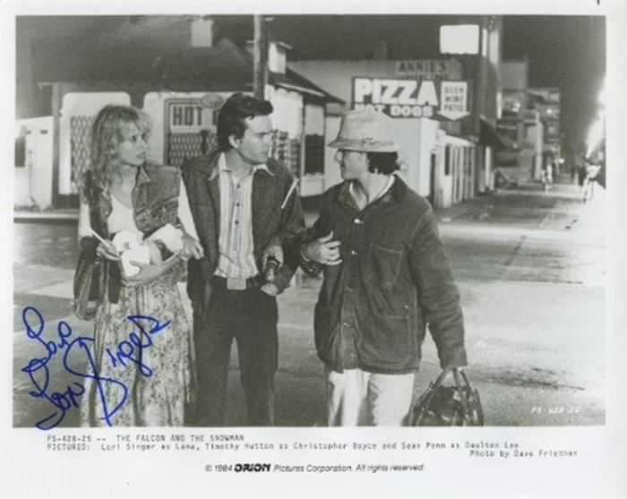 Lori Singer autograph