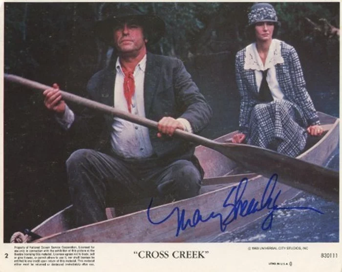 Mary Steenburgen autograph