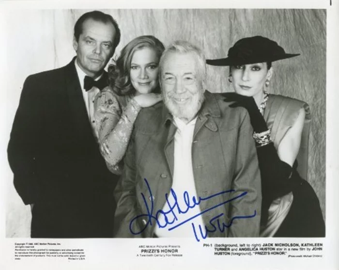 Kathleen Turner autograph