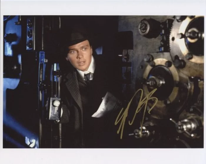 Sean Patrick Flanery autograph
