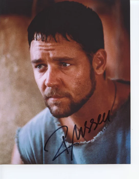 Russell Crowe autograph