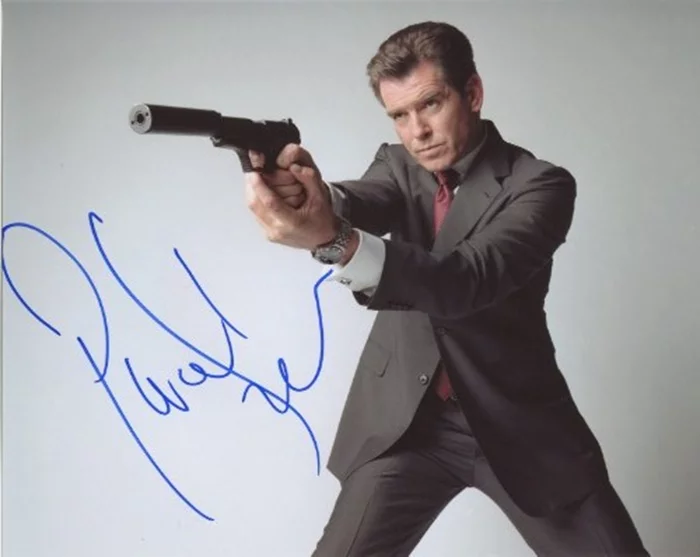 Pierce Brosnan autograph