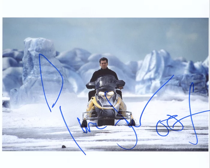 Pierce Brosnan autograph