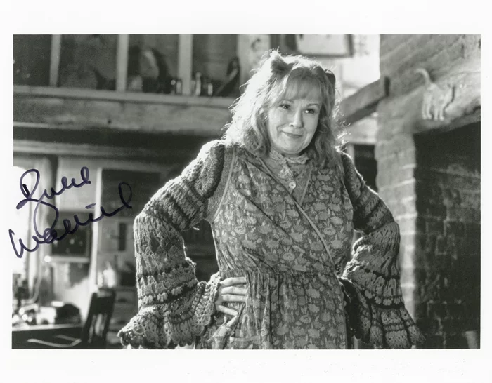 Julie Walters autograph