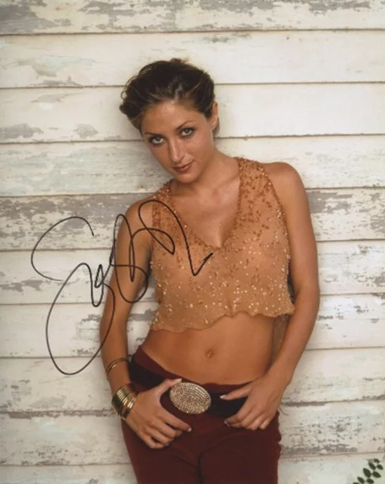 Sasha Alexander autograph
