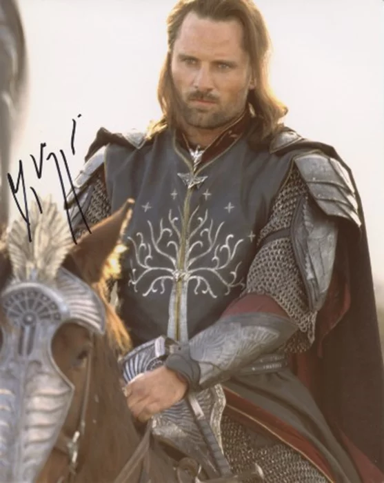 Viggo Mortensen autograph