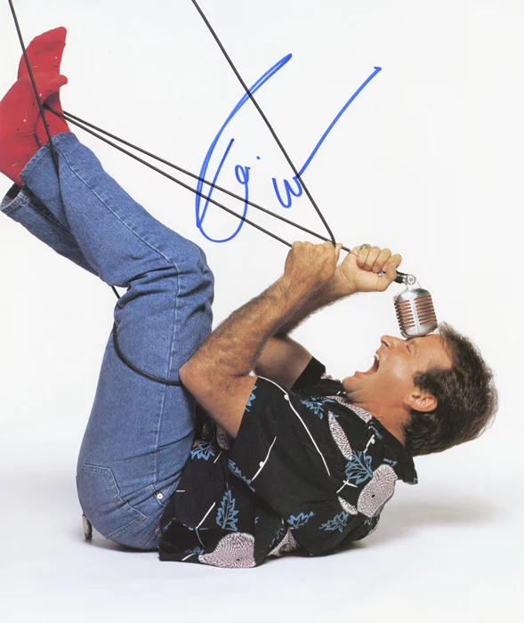 Robin Williams autograph