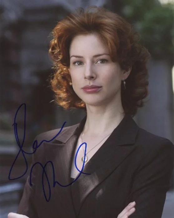 Diane Neal autograph