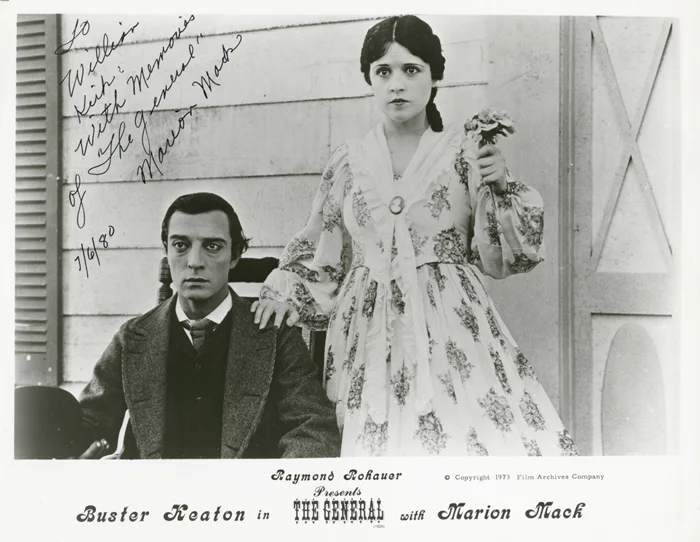 Marion Mack autograph