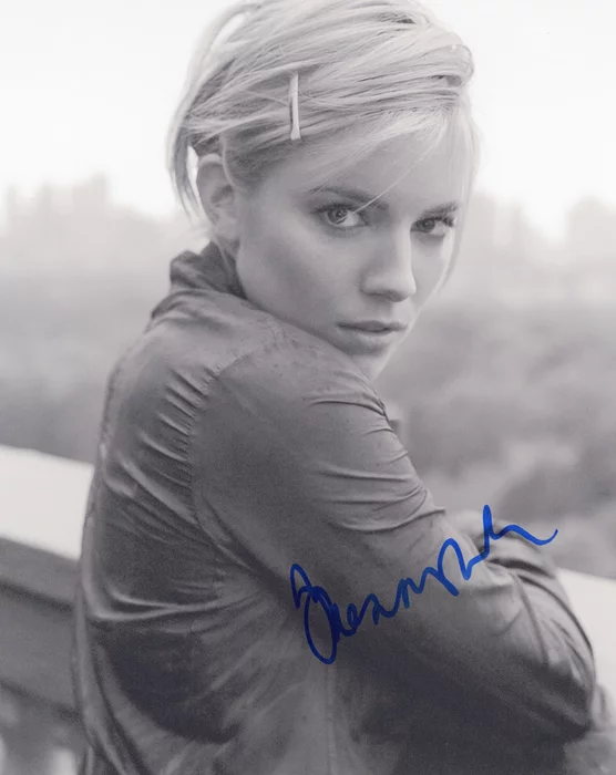 Sienna Miller autograph